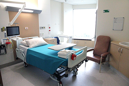 A bed in a single room in ward 3C